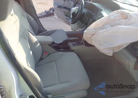 2012 Honda Civic Lx z USA, uszkodzony, nr VIN 19XFB2F53CE044010